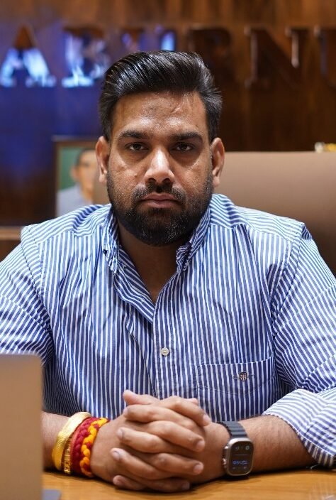 Bharat Kaushik - Director