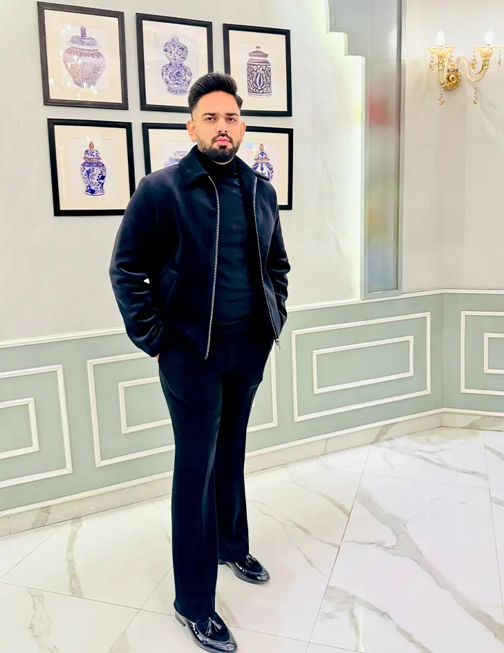 Mr. Vipin Kaushik Laburnum Developers Managing Director Laburnum Group